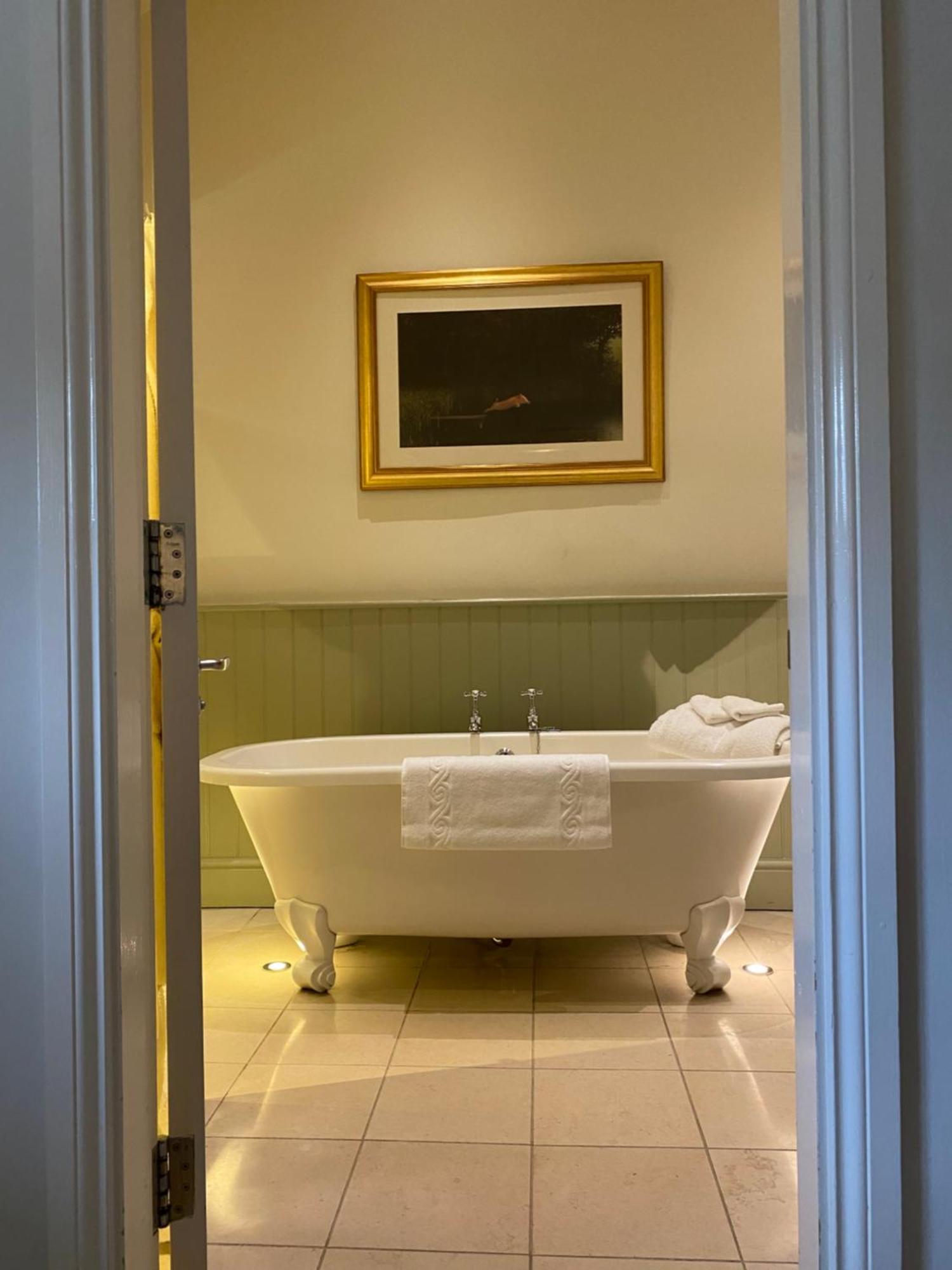 The Punch Bowl Inn Kendal Bagian luar foto