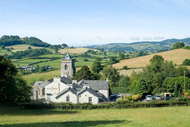 The Punch Bowl Inn Kendal Bagian luar foto
