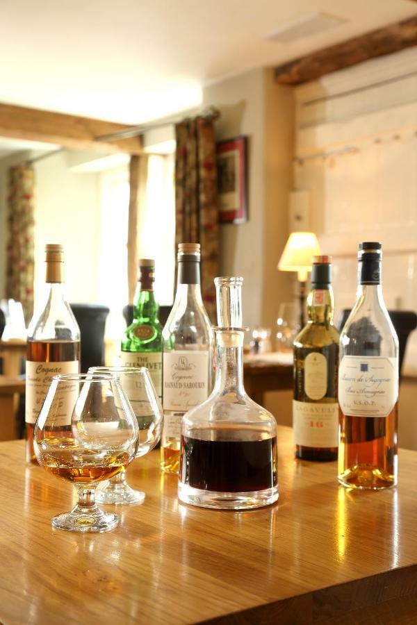 The Punch Bowl Inn Kendal Bagian luar foto